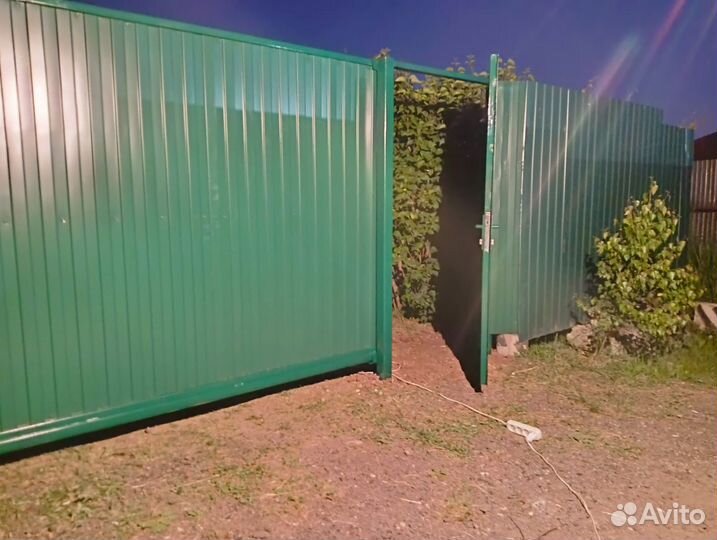 Заборы из профнастила