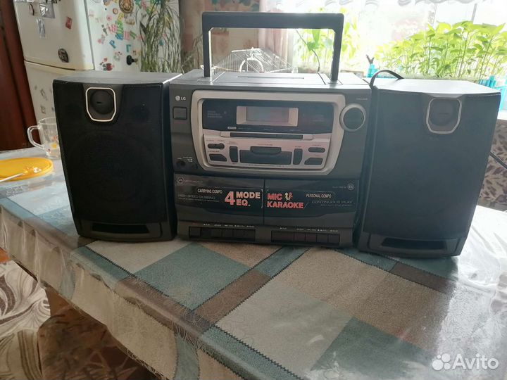 Видеомагнитофон