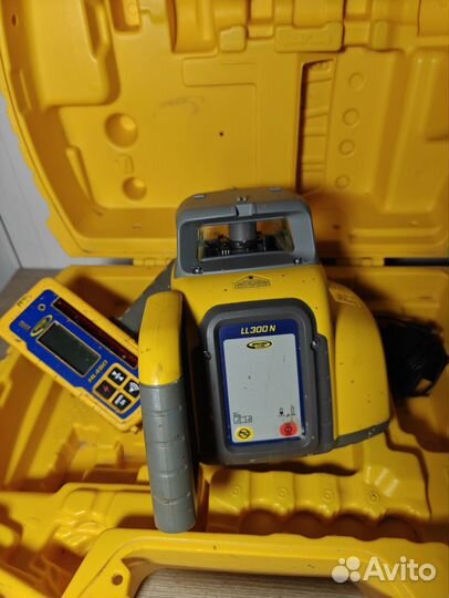 Лазерный нивелир Spectra Precision LL300N
