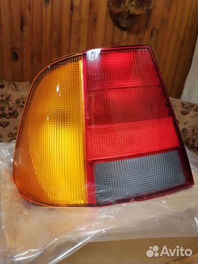 Задний фонарь Фольксваген Поло Классик (1996-2001)