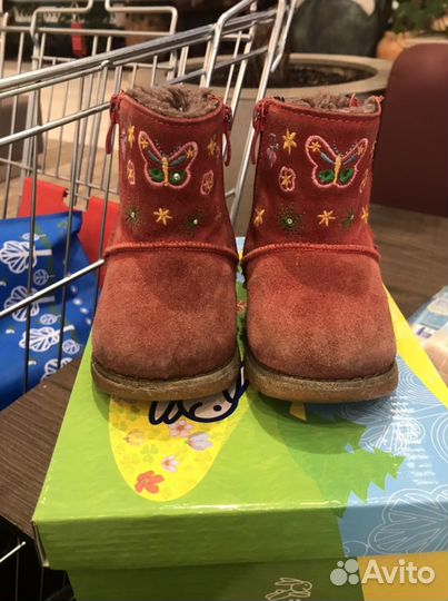 Ботинки (угги) детские 22 размер