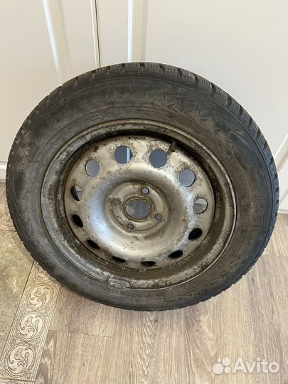 R15 Nokian Tyres Hakkapeliitta 7 185/60, PCD 4x100 DIA 54.1