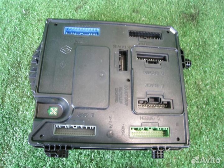 Блок комфорта (коммутационный) Renault Megane 3