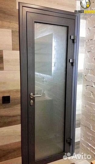 Входные пластиковые двери