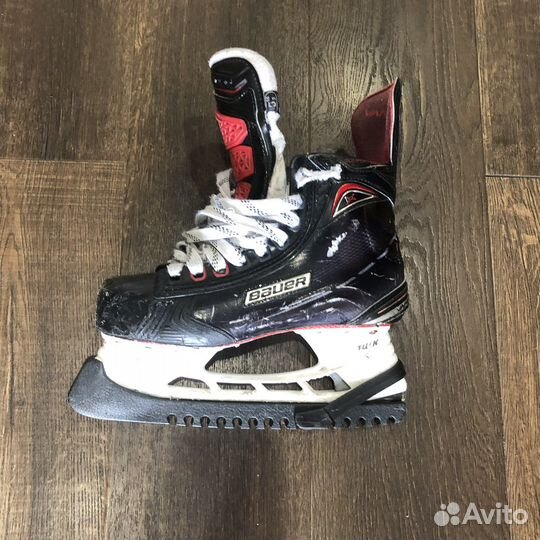 Хоккейные коньки bauer vapor 1x