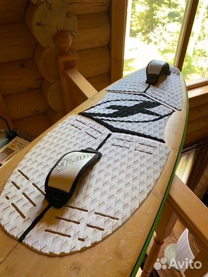 Кайт серфборд F-one