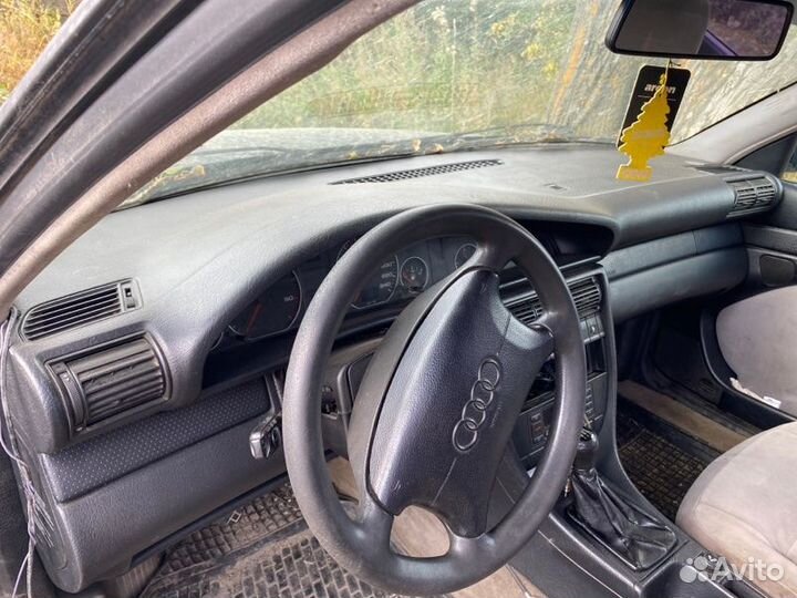 Торпедо Audi A6 aato50261 1995