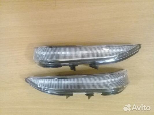 Повторители поворотов Lexus для зеркал Лада Веста