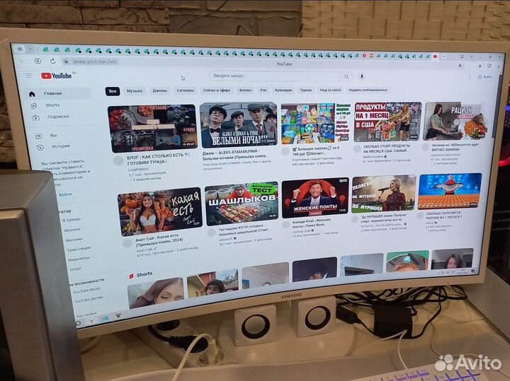 Монитор Samsung 31.5 дюйма. Изогнутый. C32F391FWI