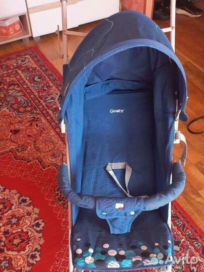 Прогулочная коляска трость