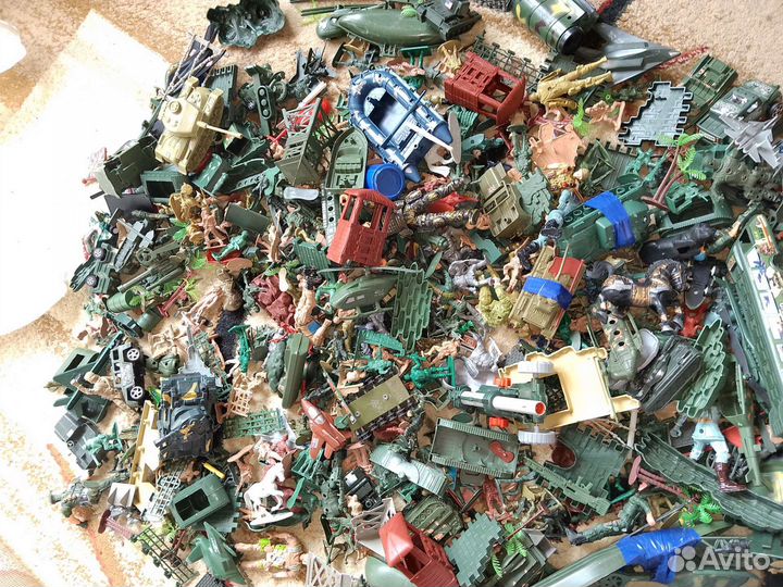 Солдатики машинки