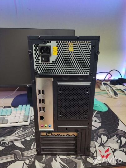 Игровой компьютер xeon/rx/16gb/256/rgb