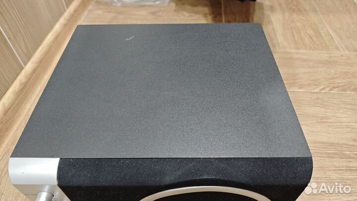 Сабвуфер Edifier R451