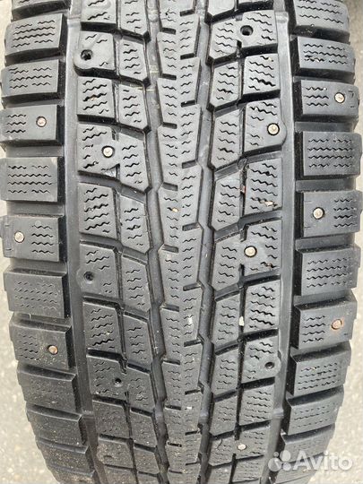 Dunlop SP Winter Ice 01 265/65 R17