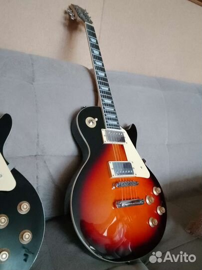 Электрогитара Les Paul LP02 новая в упаковке