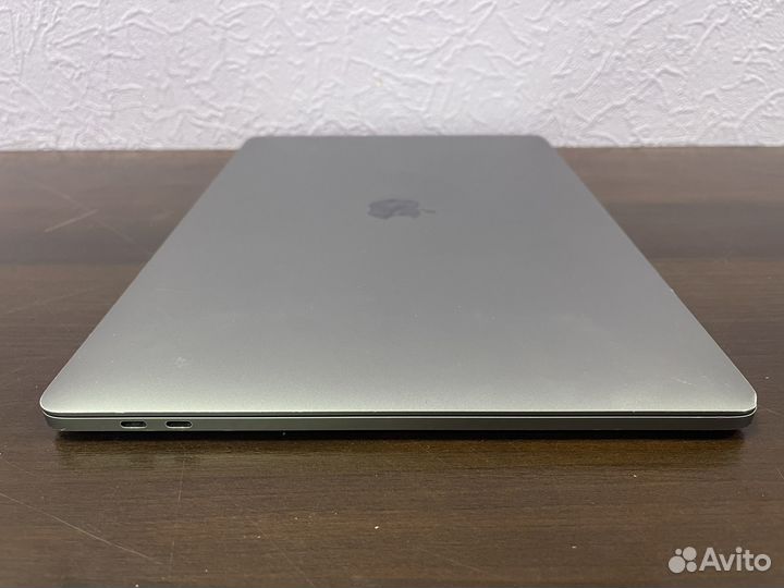 MacBook Pro 15 2016 с Touch Bar. Обмен. Кредит