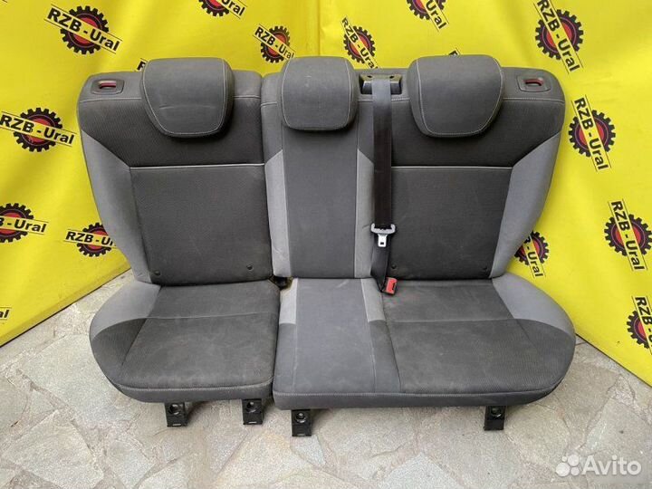 Сиденье заднее Ford Focus 3 хэтчбек 1.6 iqdb