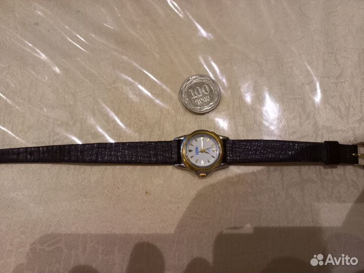 Женские часы esse