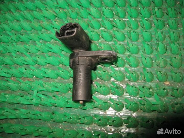 Датчик положения коленвала Renault Megane 2 (LM0C