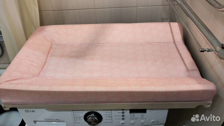 Пеленальный столик