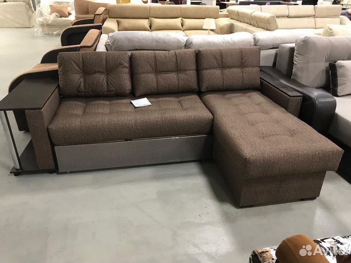 Угловой диван кровать