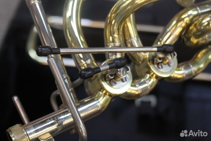Бас тромбон Holton TR-181