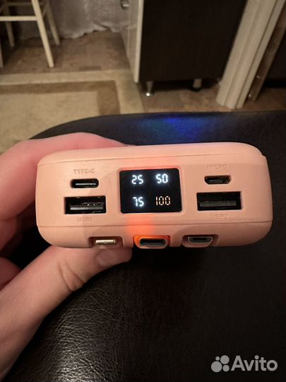 Power bank с зеркалом