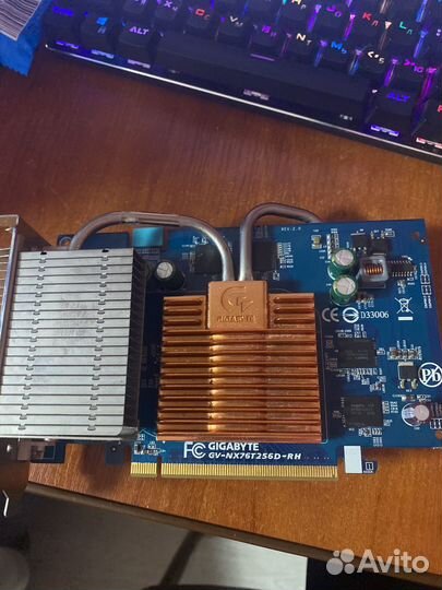 Видеокарта gt 7600 256mb