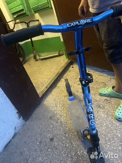 Самокат large explore
