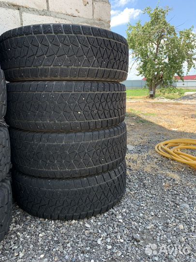 Bridgestone Blizzak DM-V2 16.5/7 R15