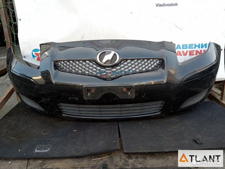 Бампер передний toyota vitz