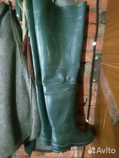 Лыжи,сапоги,стул,рюкзак охотничьи.насос