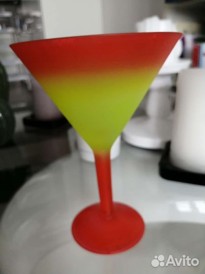 Стеклянные цветные бокалы, фужеры 6 шт