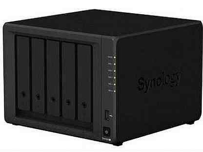 Synology DS1522+ Сетевое хранилище