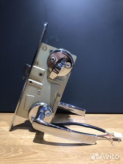 Замок Электромеханический дверной abloy el582