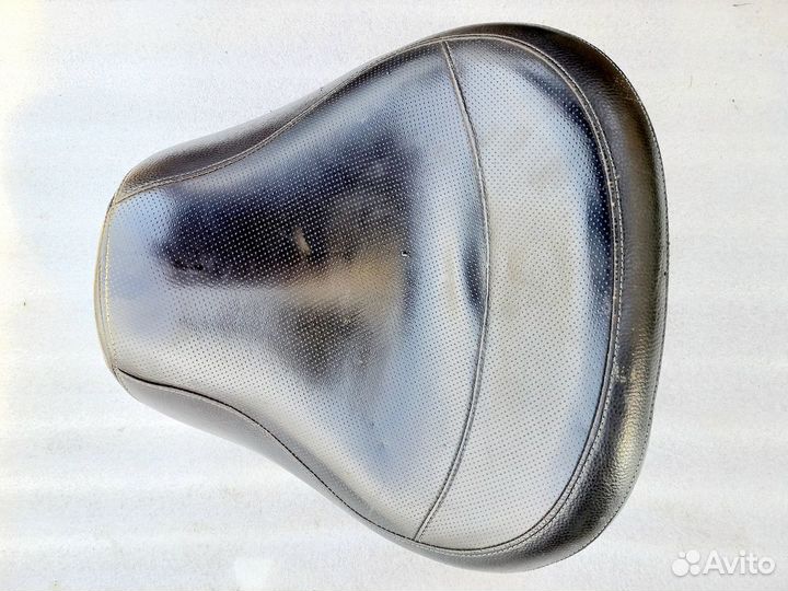 Kawasaki VN1500 Vulcan Classic Fi сиденье Mustang