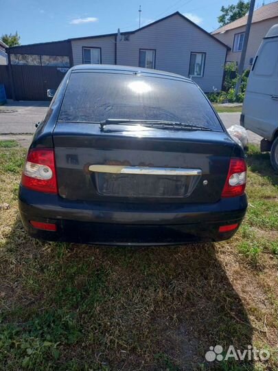 Крышка багажника priora хэтчбек