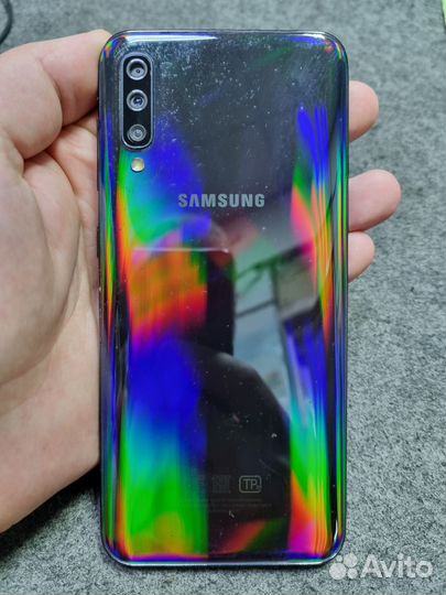 Samsung Galaxy A50 2 sim/8 ядер/4GB/64GB/LTE