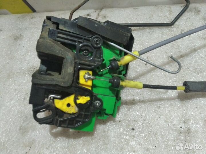 Замок двери передний левый Kia Rio 3 седан G4FA