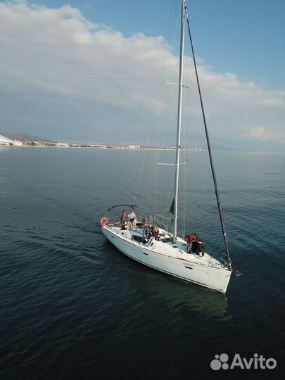 Морские прогулки и аренда яхты Адлер