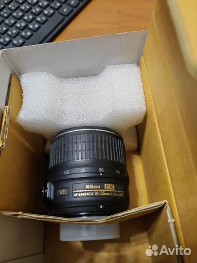 Объектив nikon