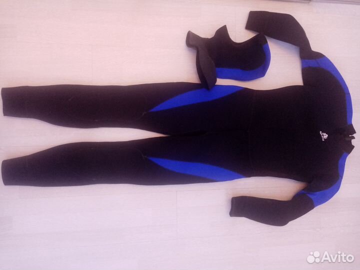 Гидрокостюм для дайвинга