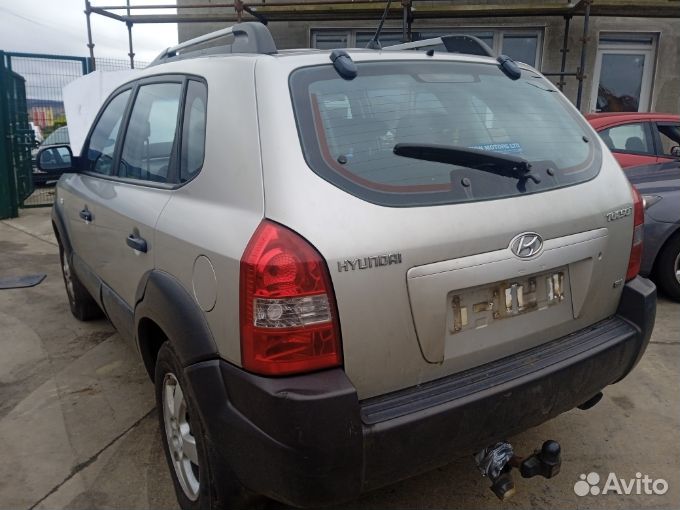 Привод передний левый hyundai tucson JM 2006