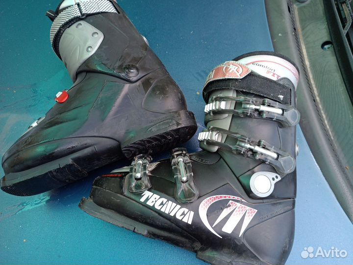 Горнолыжные ботинки