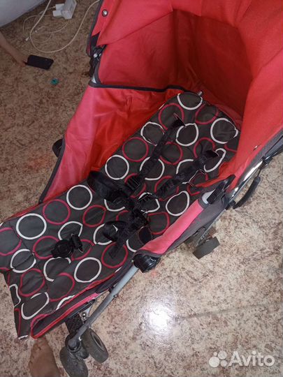 Прогулочная коляска трость maclaren