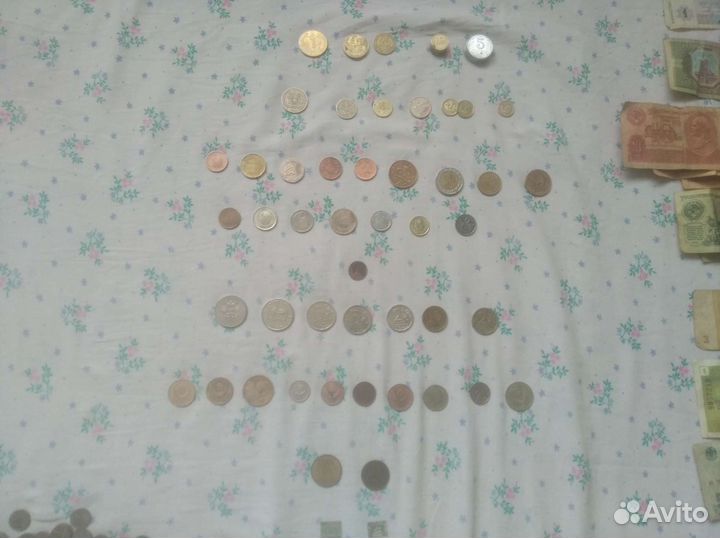 Продам монеты