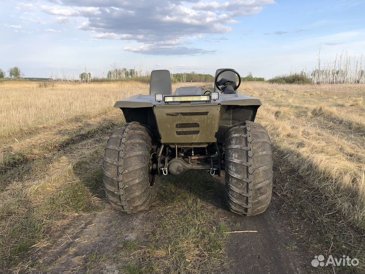 Квадроцикл болотоход