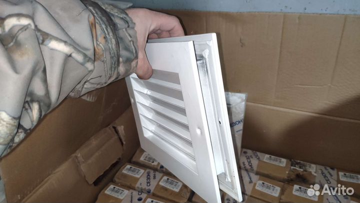 Вентиляционная решëтка вр-Д1 200х150 без защелки