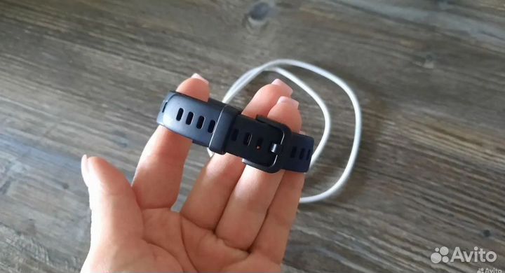 Фитнес браслет