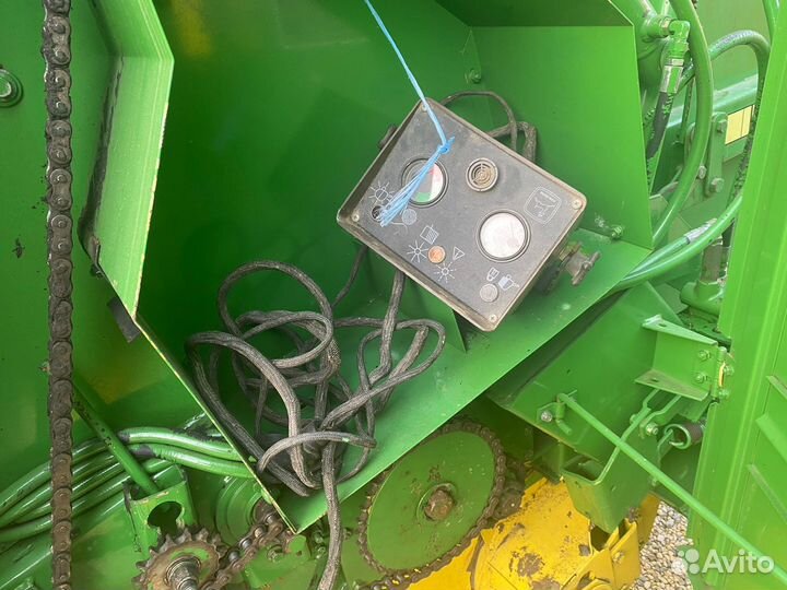 Пресс-подборщик John Deere 550, 2004